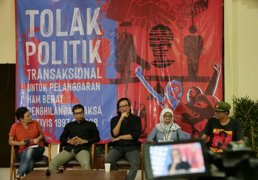 Tak Ada Masa Kadaluarsa, Aktivis HAM Sebut Penyelesaian Kasus Pelanggaran HAM Berat ‘97-’98 Lanjut Terus