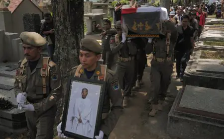 Suasana Haru Iringi Jenazah Romo Benny Dewan Pengarah BPIP ke Peristirahatan Terakhir