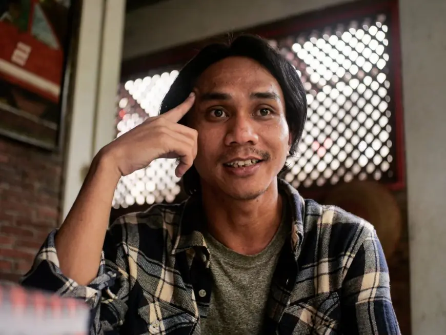 Dingga : “Kepada Negara Saya Bertanya, Dimana Bapakku Berada?”