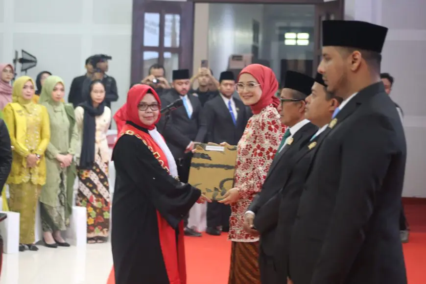 Siap Laksanakan Tugas, Pimpinan DPRD Kota Malang Resmi Dilantik dan Diambil Sumpah