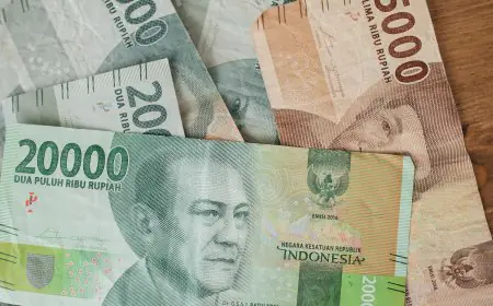 Rupiah Menguat ke Rp17.211 per Dolar AS Hari Ini, Tapi Belum Aman