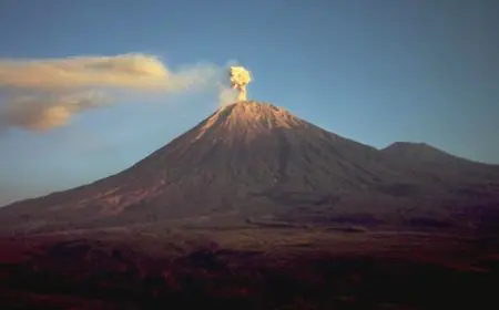 Semeru Catat 21 Gempa Letusan dalam 6 Jam, Ini Zona yang Masih Berbahaya